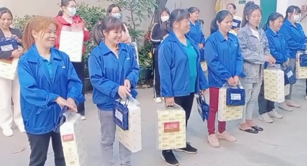 感恩女神節(jié)，所遇即美好|廣有五金&東莞合頁(yè)