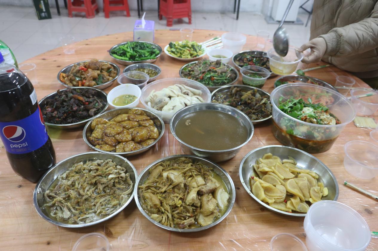 1廣有家人自炒各省特色招牌菜.jpg